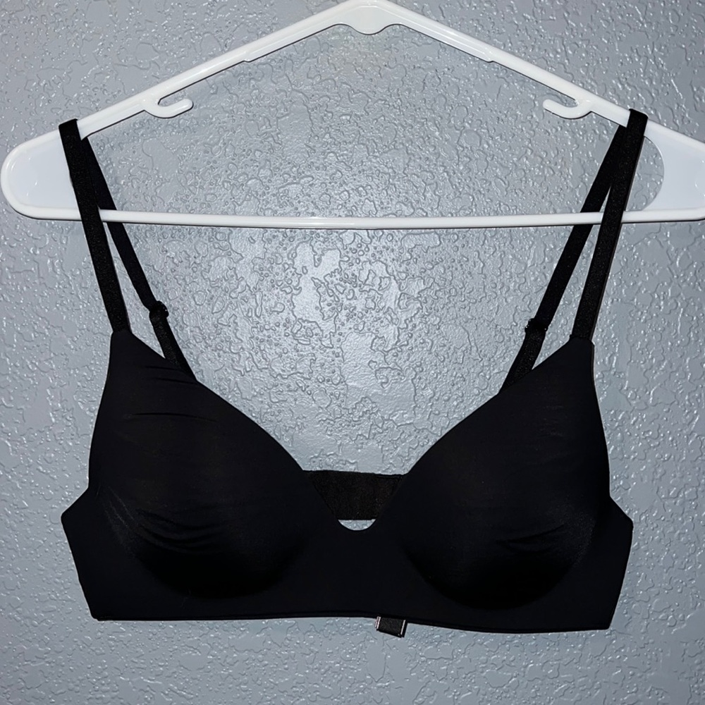 Victoria’s Secret Bra 🖤